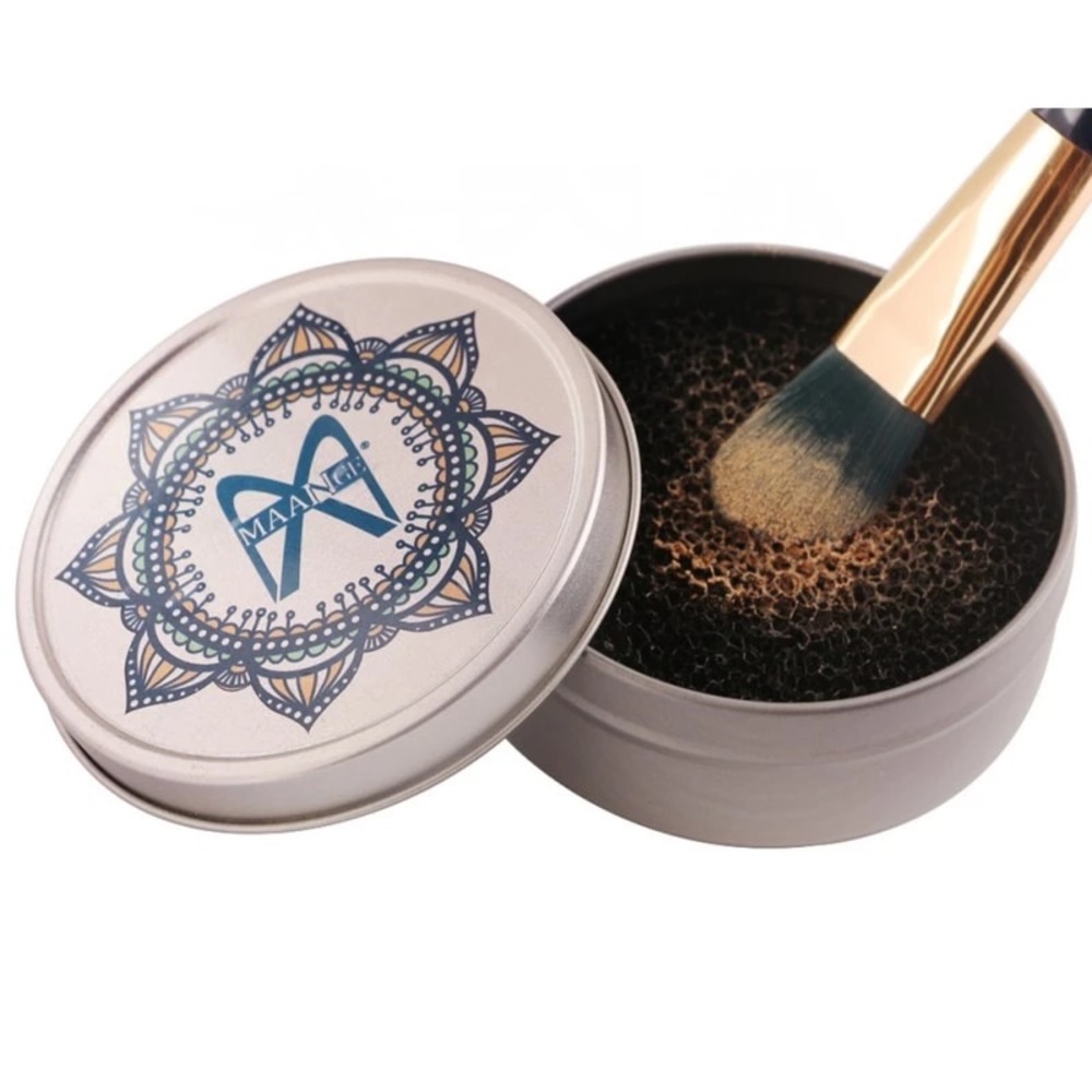 Make up Brush Cleaner Sponge Powder Remover